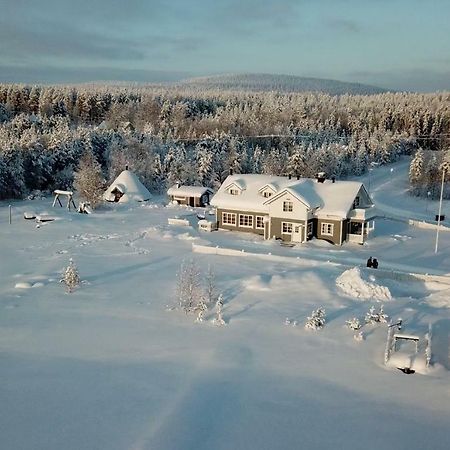 Miekojaervi Resort Пело Екстериор снимка
