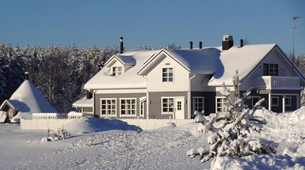 Miekojaervi Resort Пело Екстериор снимка